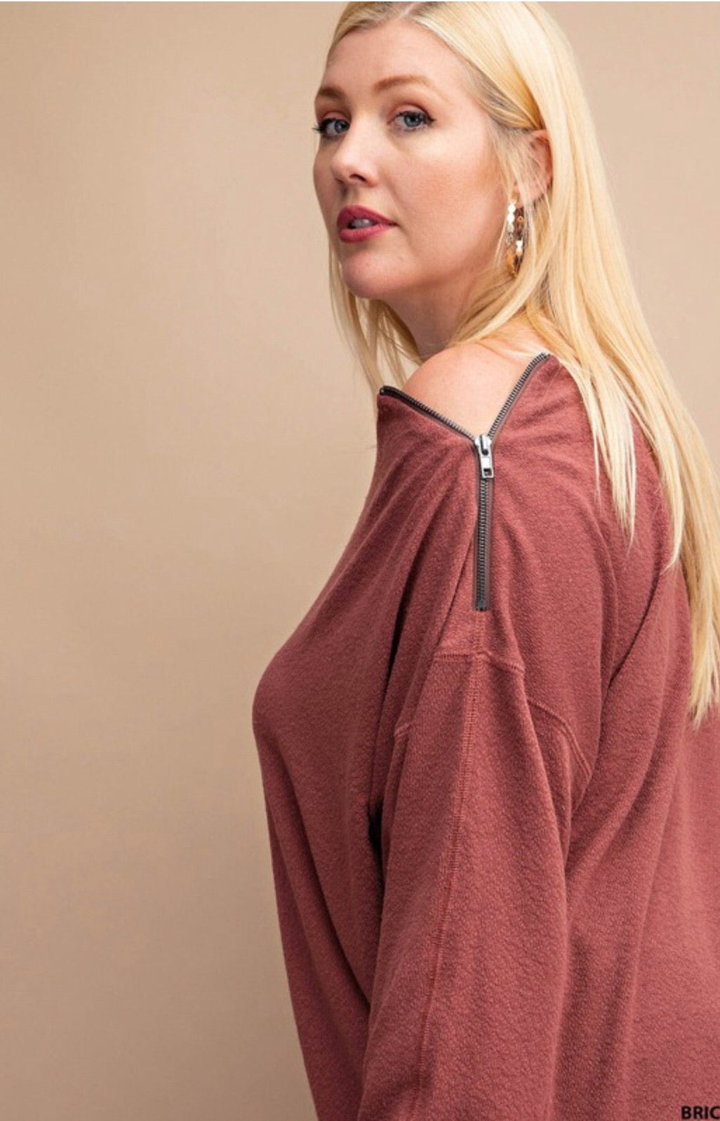 Wide Boat- Neck Textured Knit Top - Brick *Curvy