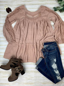 Lace Mix Snowing Fabric Tunic Top